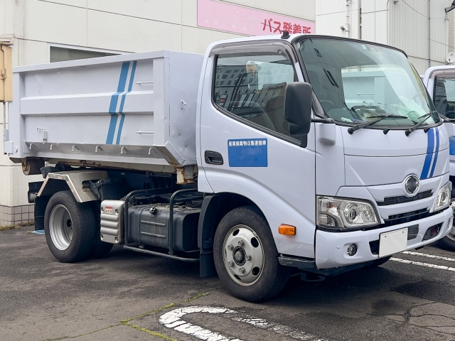 東京都
産業廃棄物収集運搬業
産廃
許可
申請