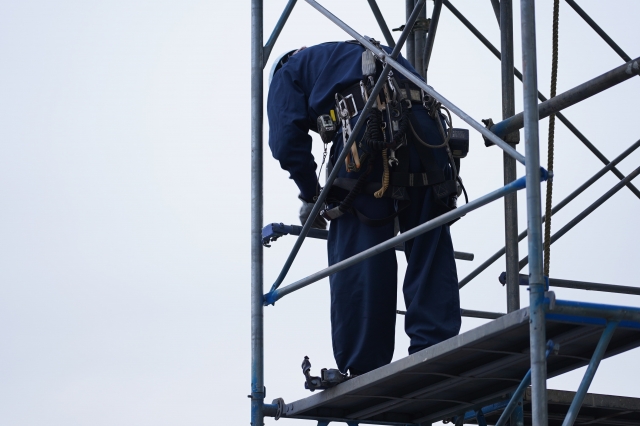 建設業
労災事故
労災保険
加入
義務
リスク