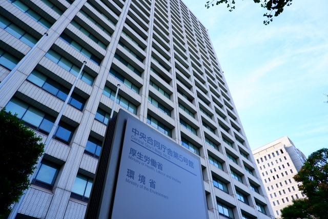 年度更新
労働保険
労災保険
雇用保険
確定申告
概算申告